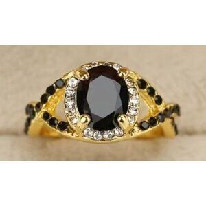 Oval Cut Black & White Moissanite Diamond Engagement Ring set in 18k gold